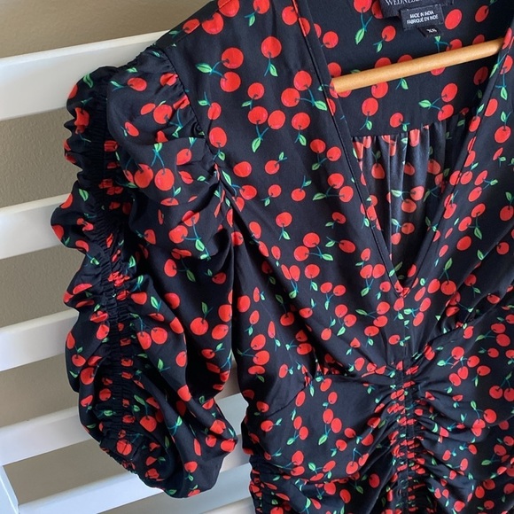 Wednesday's Girl mini tea ruched dress in cherry print Size XS - Picture 7 of 15